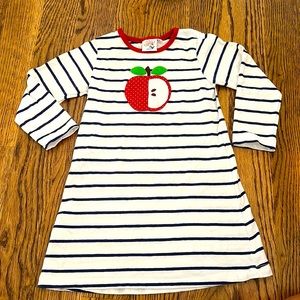 Girls’ dress with apple